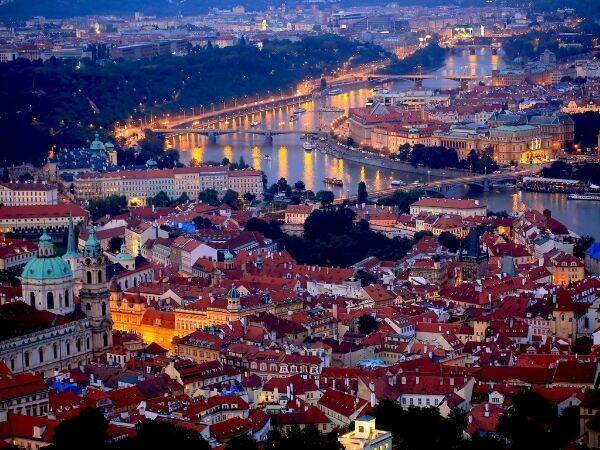 Dlaczego każdy powinien odwiedzić Pragę, w swoim życiu?